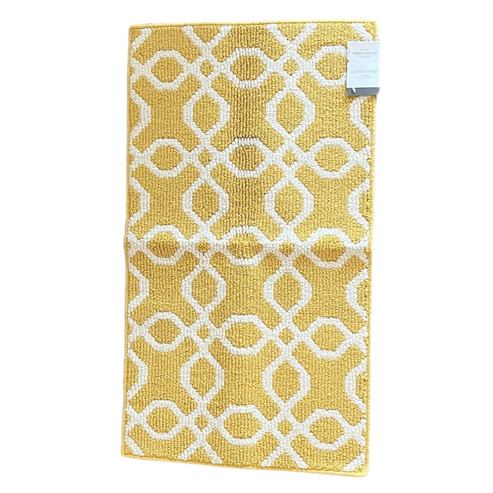 Threshold accent rug - yellow trellis NWT (set of two rugs)